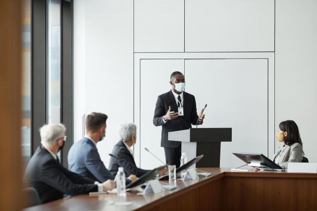 Délégué à la protection des données interne ou externalisé, comment trancher Délégué à la protection des données interne ou externalisé, comment trancher